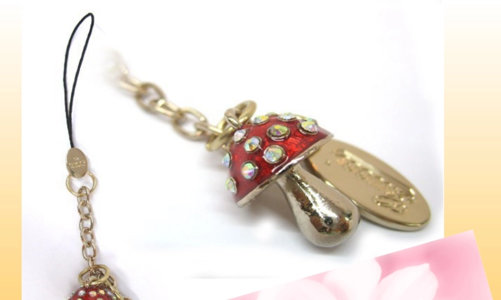 人教版一年级小学美术课件-小挂饰1.ppt